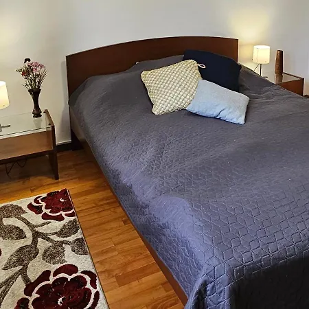 The Purple House-villa In Bukareszt