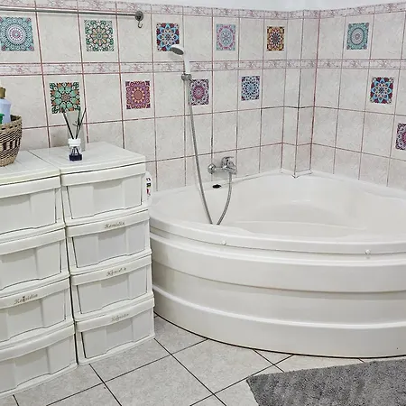 Вилла The Purple House-villa In