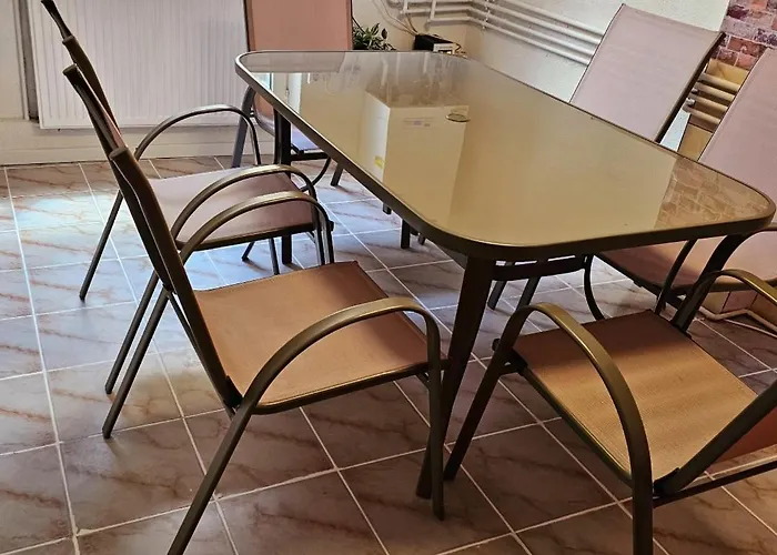 Villa The Purple House-villa In *