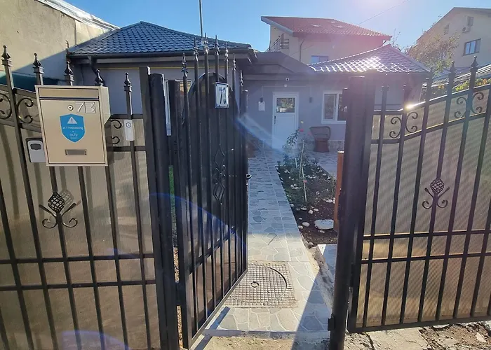 别墅 The Purple House-villa In 布加勒斯特