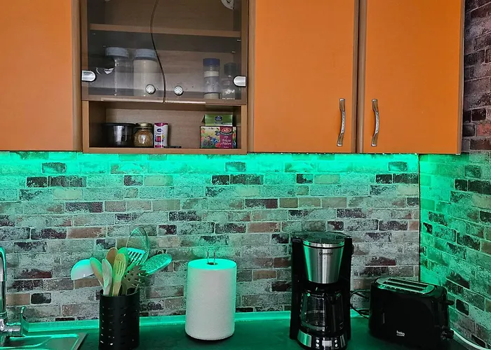 The Purple House-villa In Villa